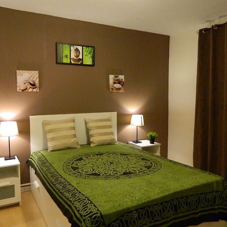 Chambre D'Hote Zen Chez Philippe Parking Compris Bed & Breakfast Marseille Room photo