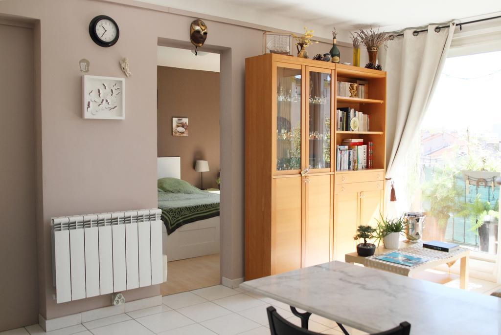 Chambre D'Hote Zen Chez Philippe Parking Compris Bed & Breakfast Marseille Exterior photo